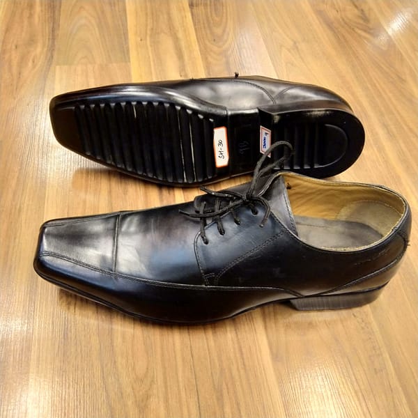 Classy Black Leather Laced Formal Shoes - Image 2